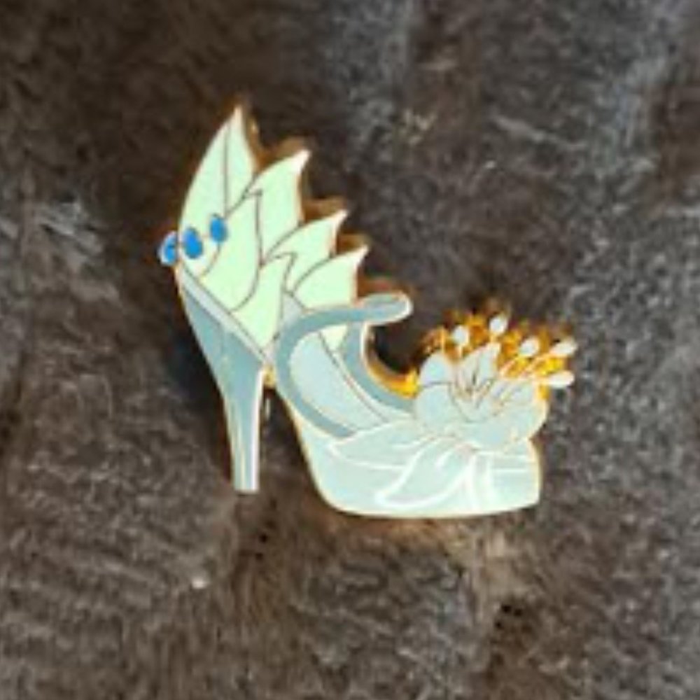 NWOB Disney Princess Tiana The Princess and the Frog Shoe Pin